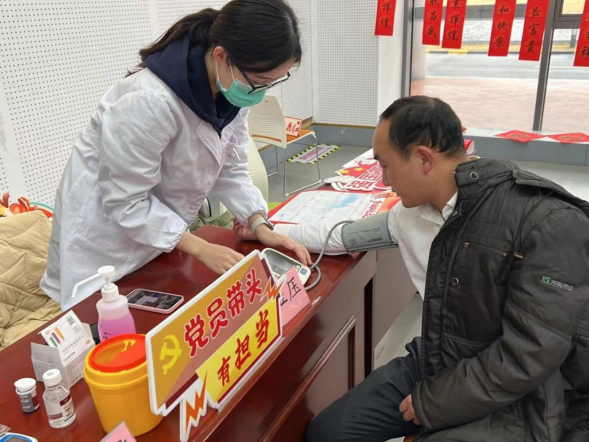 无锡新安：中医义诊进企业 贴心服务暖人心